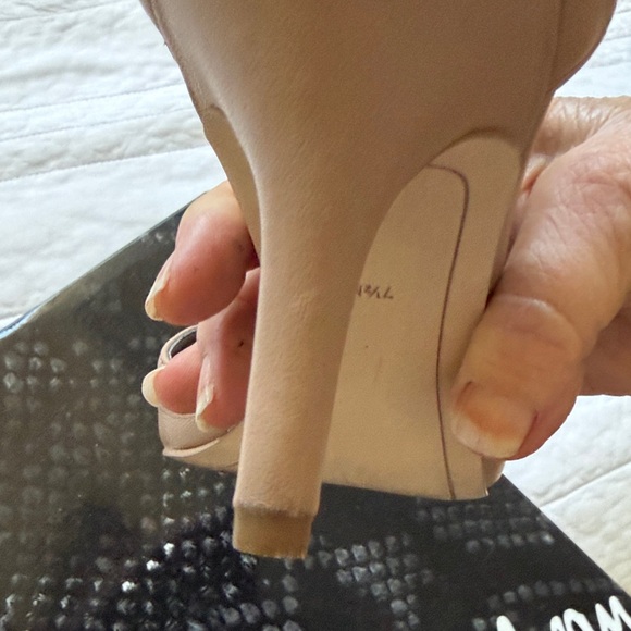 Sam Edelman Women's Tan Studded Heels - Picture 6 of 7